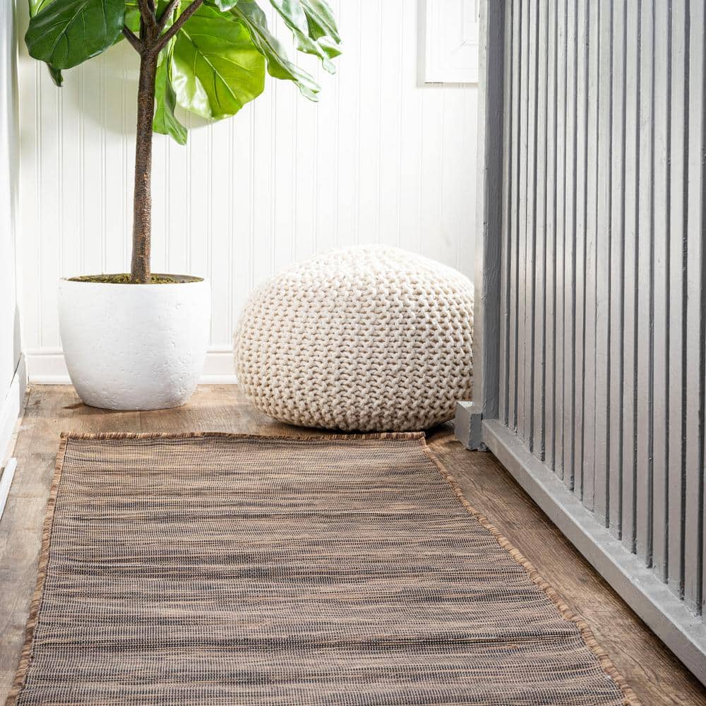 Modern Flatweave Solid Brown Synthetic Area Rug - Easy Care