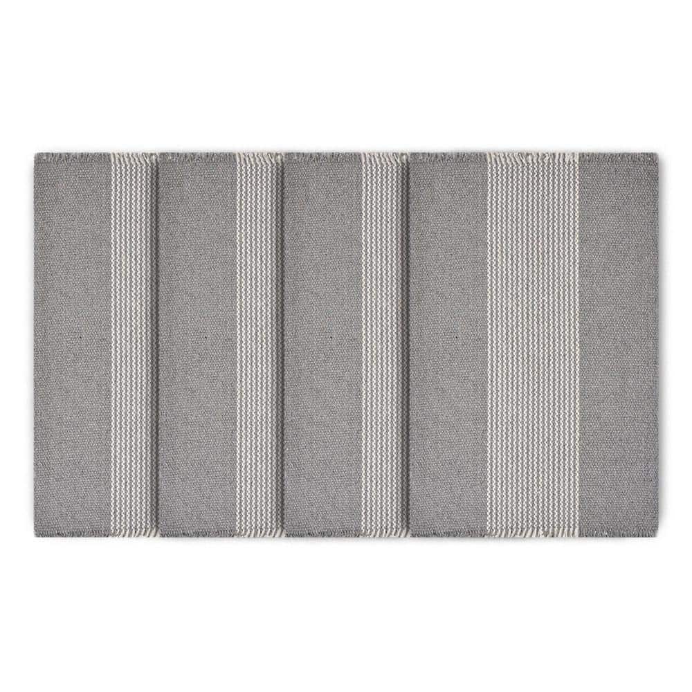 Bold 19 in. x 13 in. Gray Striped Cotton Placemats (Set of 4)