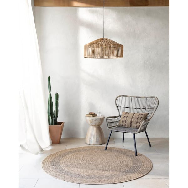 Encore Tan/Charocal 3' Round ft. Border Indoor/Outdoor Area Rug