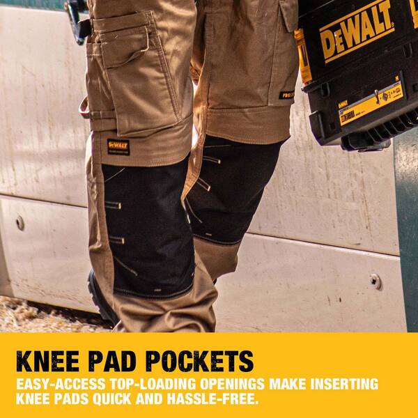 DEWALT Pro Tradesman Combo Men's 30 in. W x 33 in. L Tan Polyester