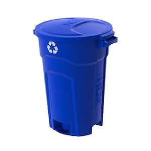 32 Gal. Blue Outdoor Vented Recycling Trash Can with Domed Lid, Rounded Handles, and Reinforced Foothold