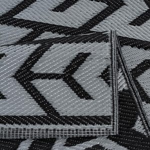 Amsterdam Black Gray 4 ft. x 6 ft. Modern Plastic Indoor/Outdoor Floor Mat