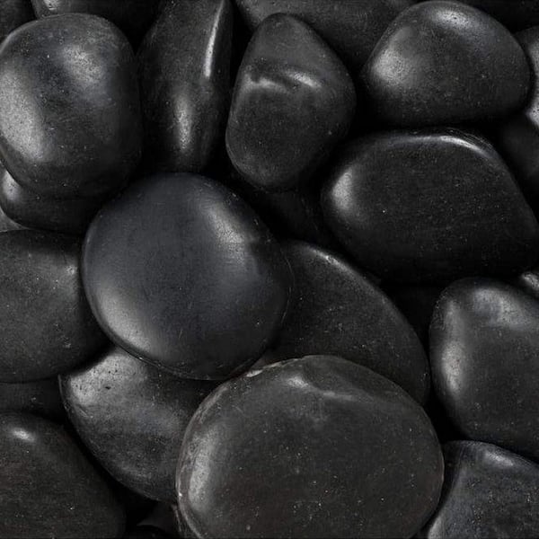 1 in. to 2 in., 2200 lb. Medium Black Grade A Polished Pebbles Super Sack 1 in. to 2 in., 2200 lb. Medium Black Grade A Polished Pebbles Super Sack