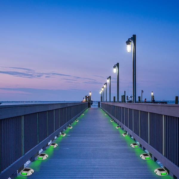VEVOR Solar Deck Lights 8-Pack Outdoor Waterproof Wireless LEDs Dock  Lighting with Screw for Deck Path Garden Walkway, Green TYNDD8JTGN0000001V0  The Home Depot