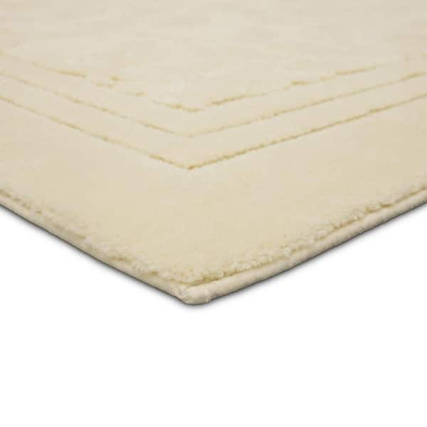 Mohawk Bath Rug (24 inches wide x 40 inches long) - Bed Bath