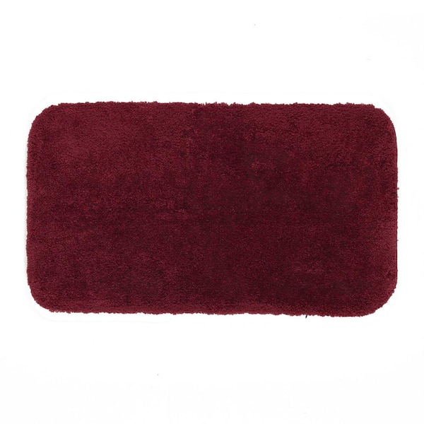 Mohawk Home Acclaim Merlot 17 in. x 24 in. Nylon Machine Washable Bath Mat