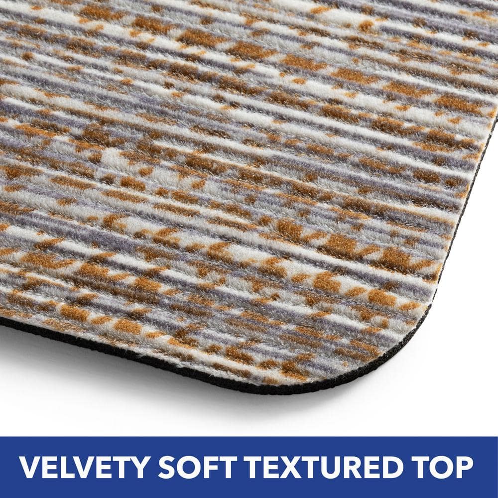 Smooth Step Grey and Gold Houndstooth Utility Mat