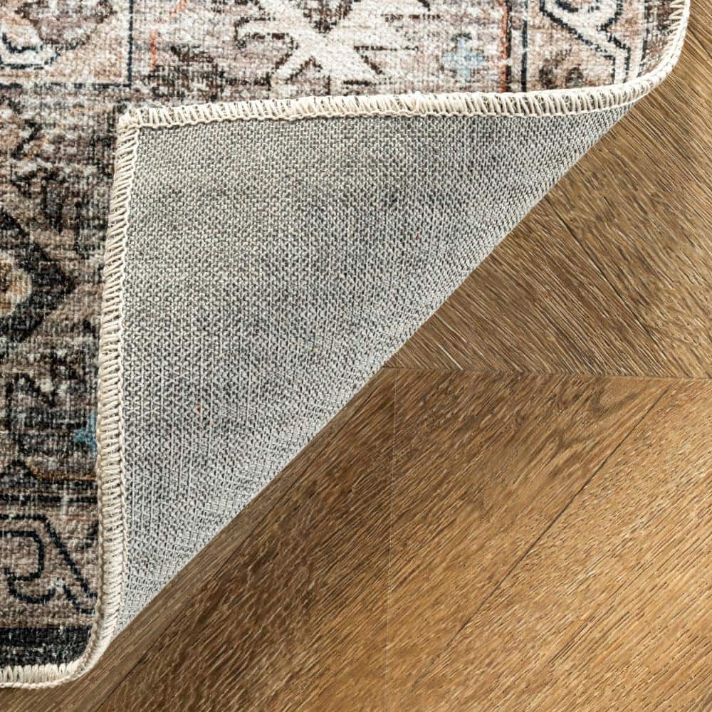 Peach Medallion 6' x 9' Washable Synthetic Area Rug