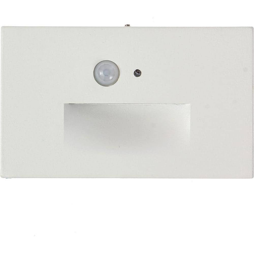 CIATA LED Indoor and Outdoor Motion Sensor Light, Integrated PIR Motion Sensor, Horizontal Stairway Lighting - White