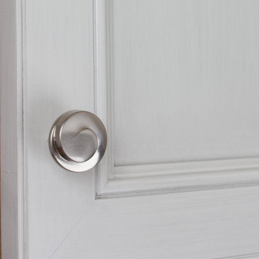 Brushed Nickel Round Cabinet Knob with Mounting Hardware