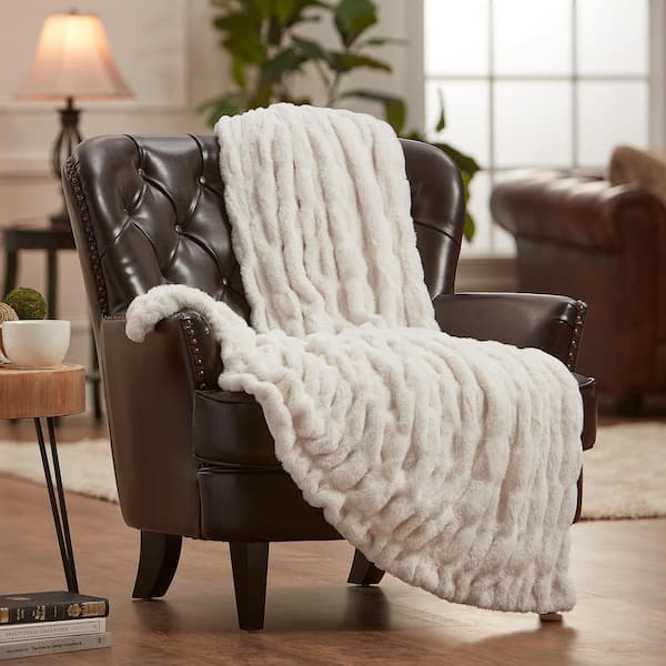 CHANASYA Rushed Cloud Faux Fur Reversible Minky Throw Blanket, 108