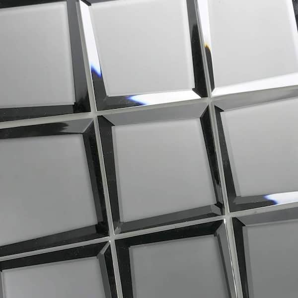 Reflections Peel & Stick 6 x 8 Beveled Diamond Glass Mirror Tile in Silver  - Tilelelo