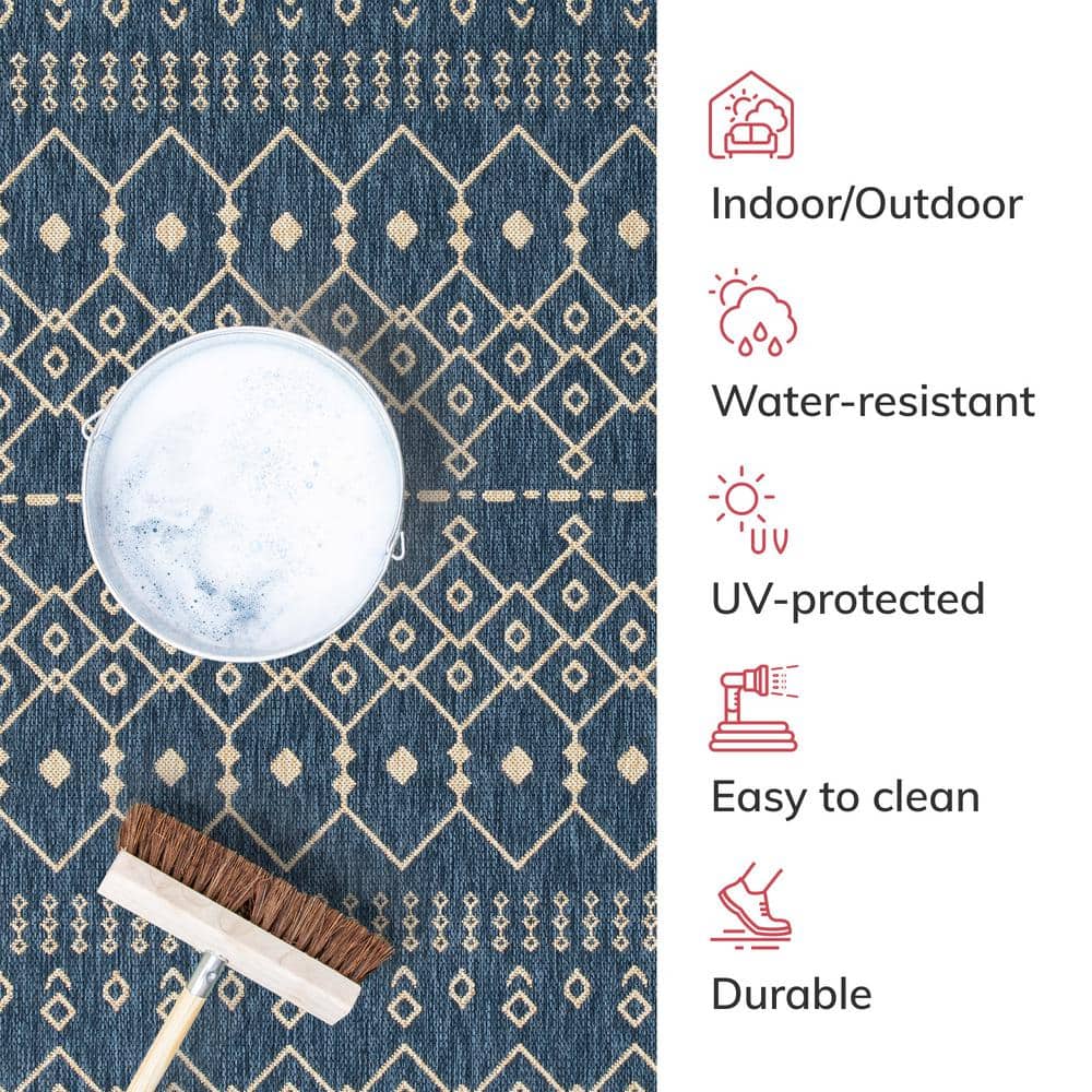 Blue and Beige Synthetic Flat-Weave Indoor/Outdoor Rug 6' x 9'
