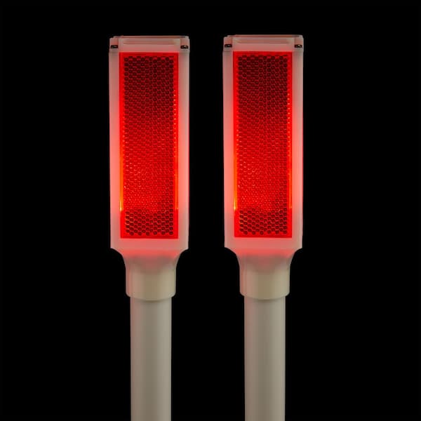 Alpine Corporation 43 Tall Outdoor Solar Powered Driveway Markers with Red LED Lights (Set of 2)