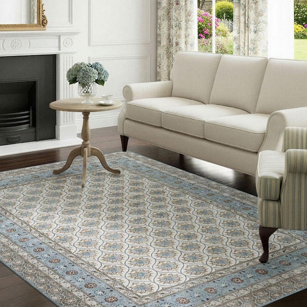 LAURA ASHLEY  ラグ　197×137cm Amazon.com: Laura Ashley Beige Aure Floral Machine Washable & Slip