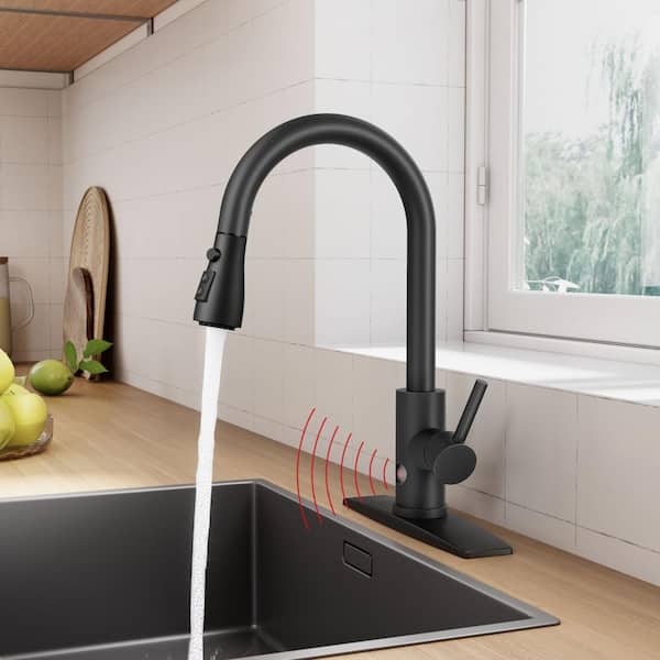 Touchless Sensor Single Handle Pull-Down Sprayer Kitchen Faucet with Pull Out Spray Wand in Matte Black