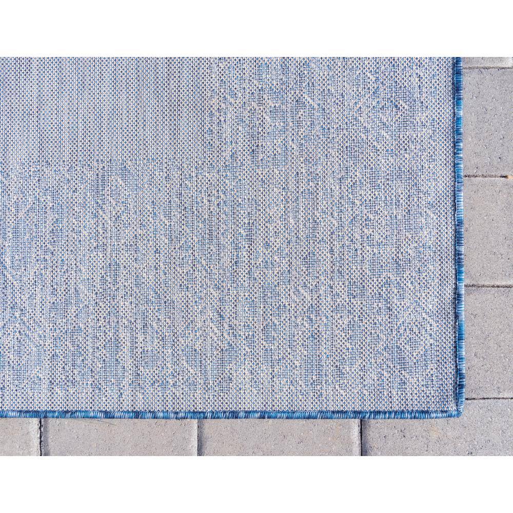 Elegant Blue and Gray 4'x6' Synthetic Outdoor Rug