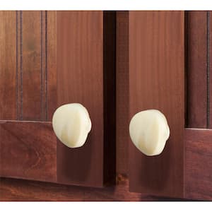 Eclipse 1-1/2 in. (38 mm) Cream Cabinet Knob