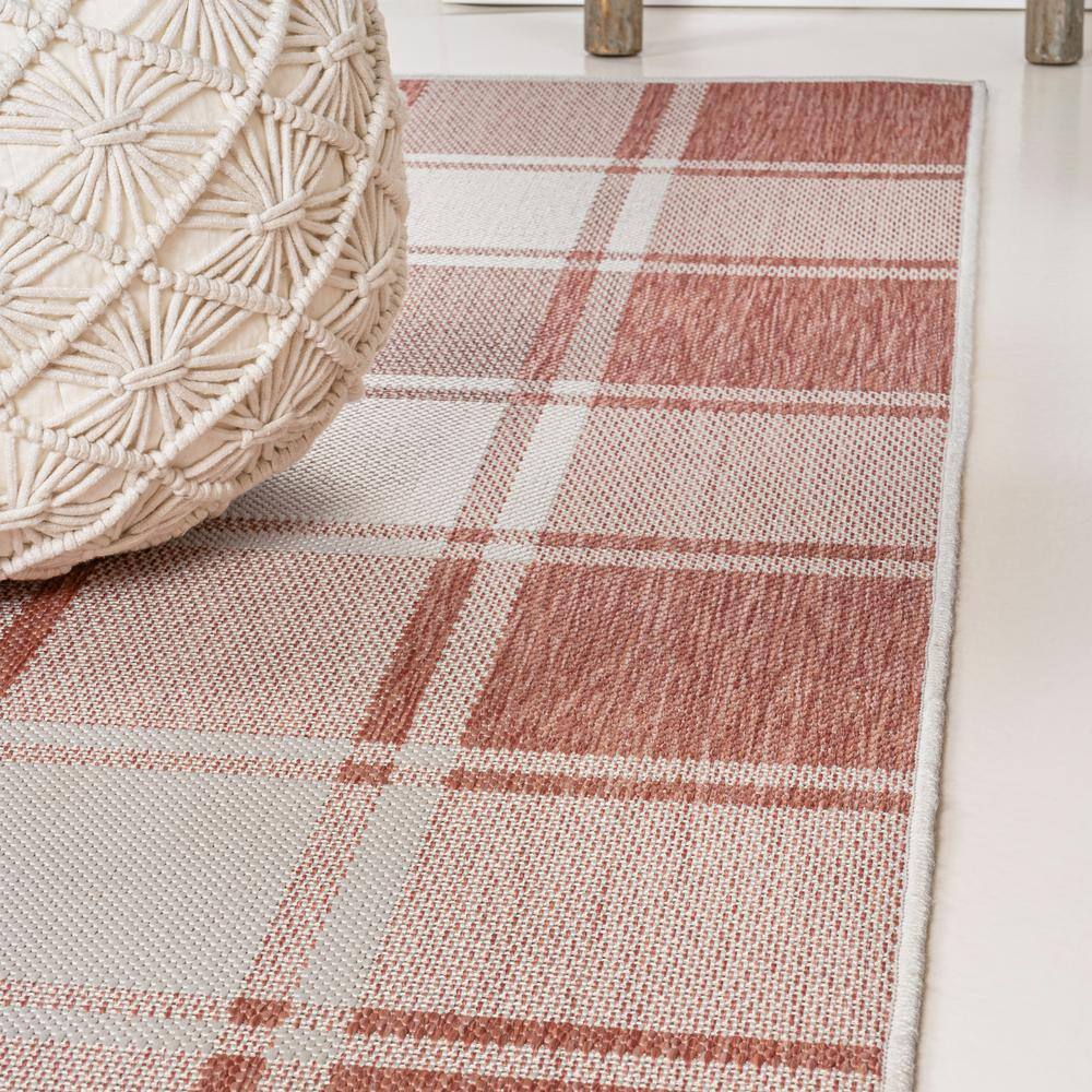 Sabine Salmon and Cream Synthetic 3 x 5 Rectangular Area Rug