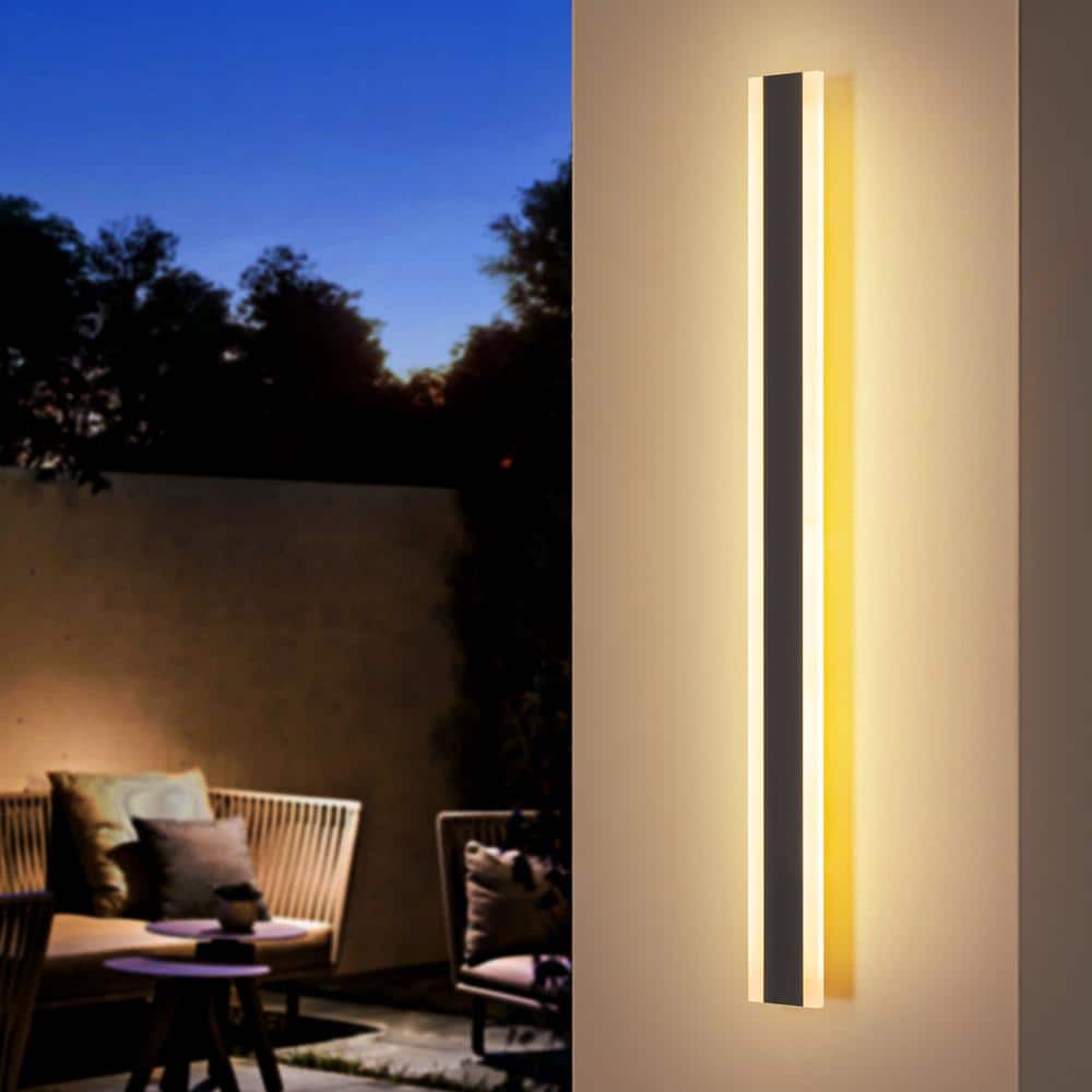 Hannah 39 in. Modern Linear Acrylic IP65 Waterproof Hardwired Black Outdoor Barn Wall Sconce Light, Integrated LED price history on PriceWatchPro