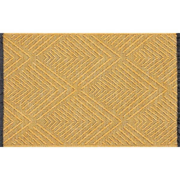 Alma Gold 2 ft. x 3 ft. Diamond Machine Washable Indoor Area Rug