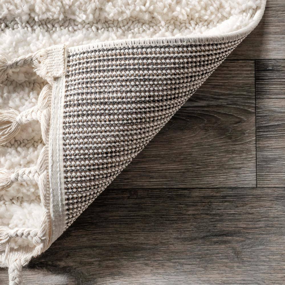 Ivory Rectangular Shag Rug with Tassels, 4' x 6'