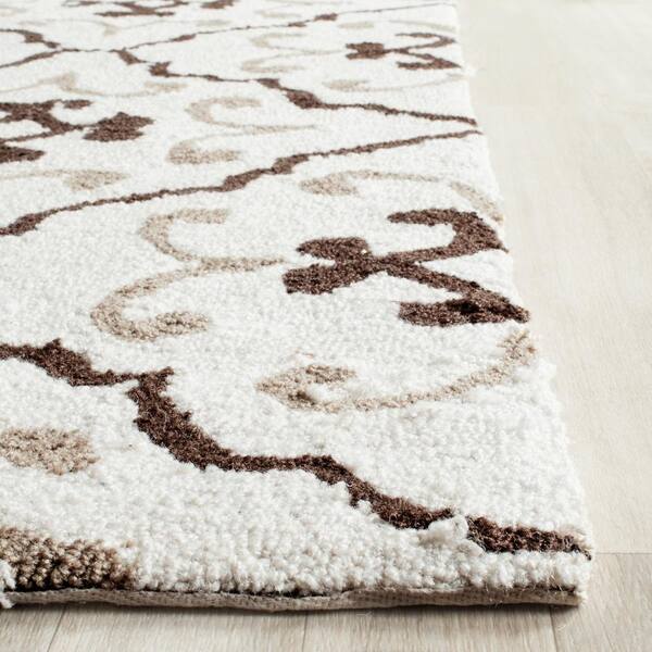 5' x 8' Grey Safavieh Four Seasons Collection FRS234M Hand-Hooked Floral Area Rug Ivory 