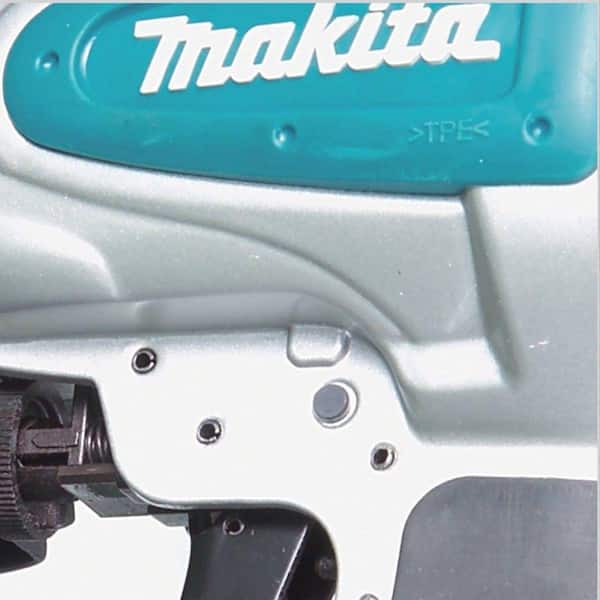 Makita AN453 1-3/4 in. 15° Roofing Coil Nailer - 3