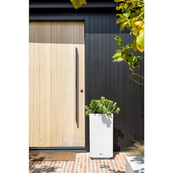 Block Medium White Plastic Square Planter with Drainage Holes (13.5 in. L x 13.5 in. W x 26 in. H)