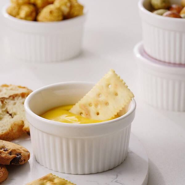 JFVKAF 6 Piece Round Ceramic Ramekin Set with Lids White Oven Safe