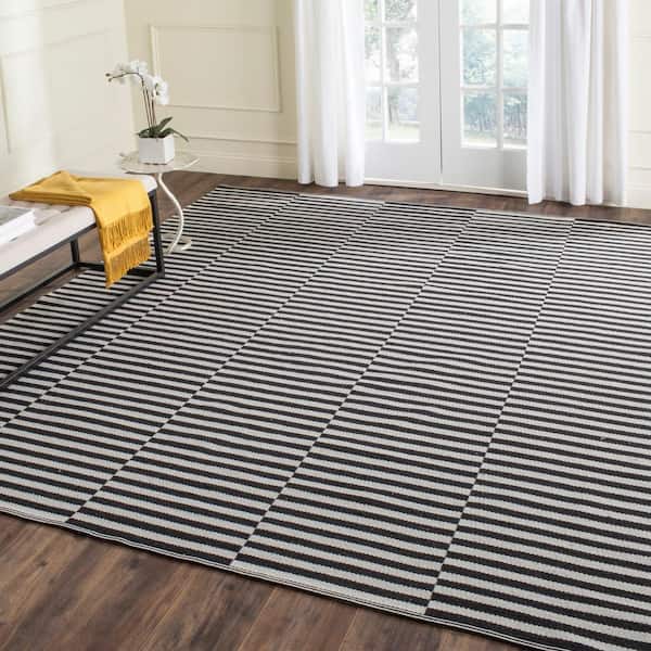 Montauk Ivory/Black 8 ft. x 10 ft. Striped Area Rug