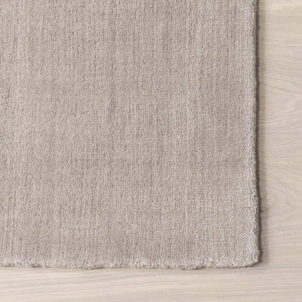 Handmade Dove Grey Solid Wool Rectangular 4' x 6' Area Rug