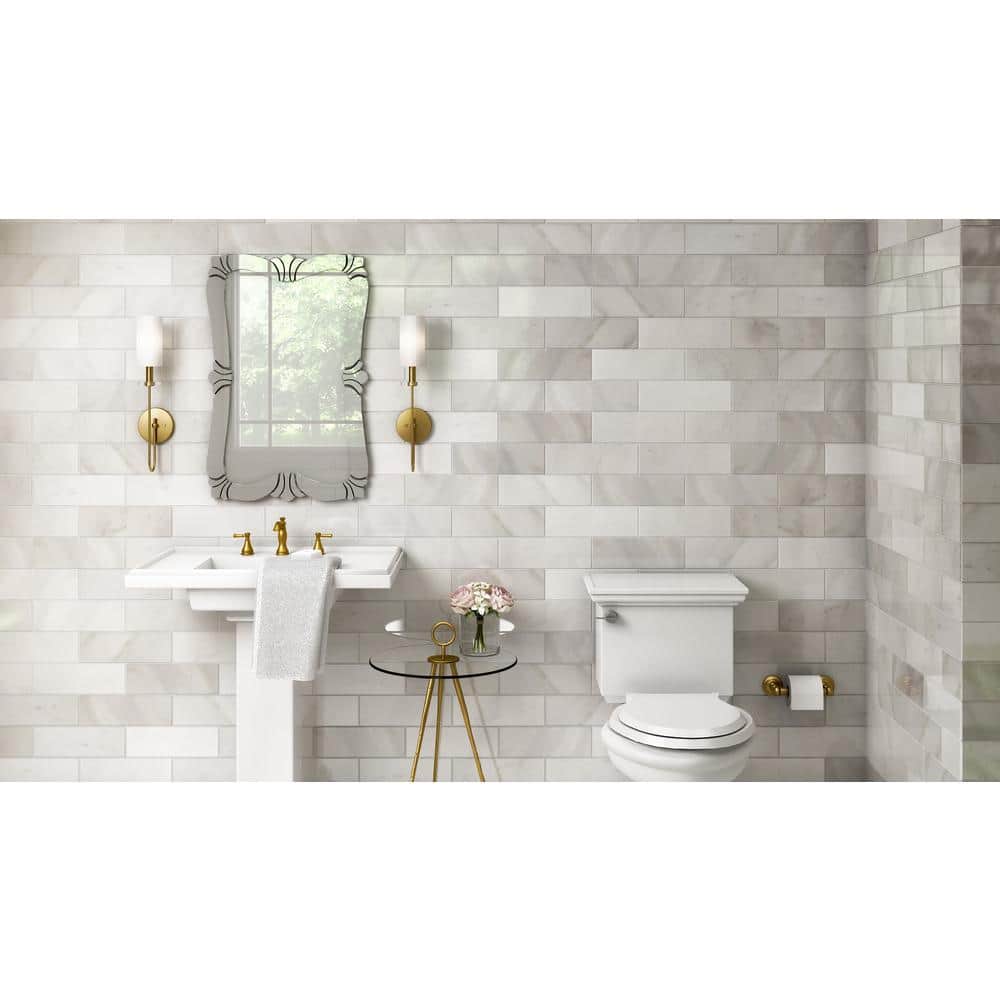 White High Efficiency Elongated Free Standing Toilet