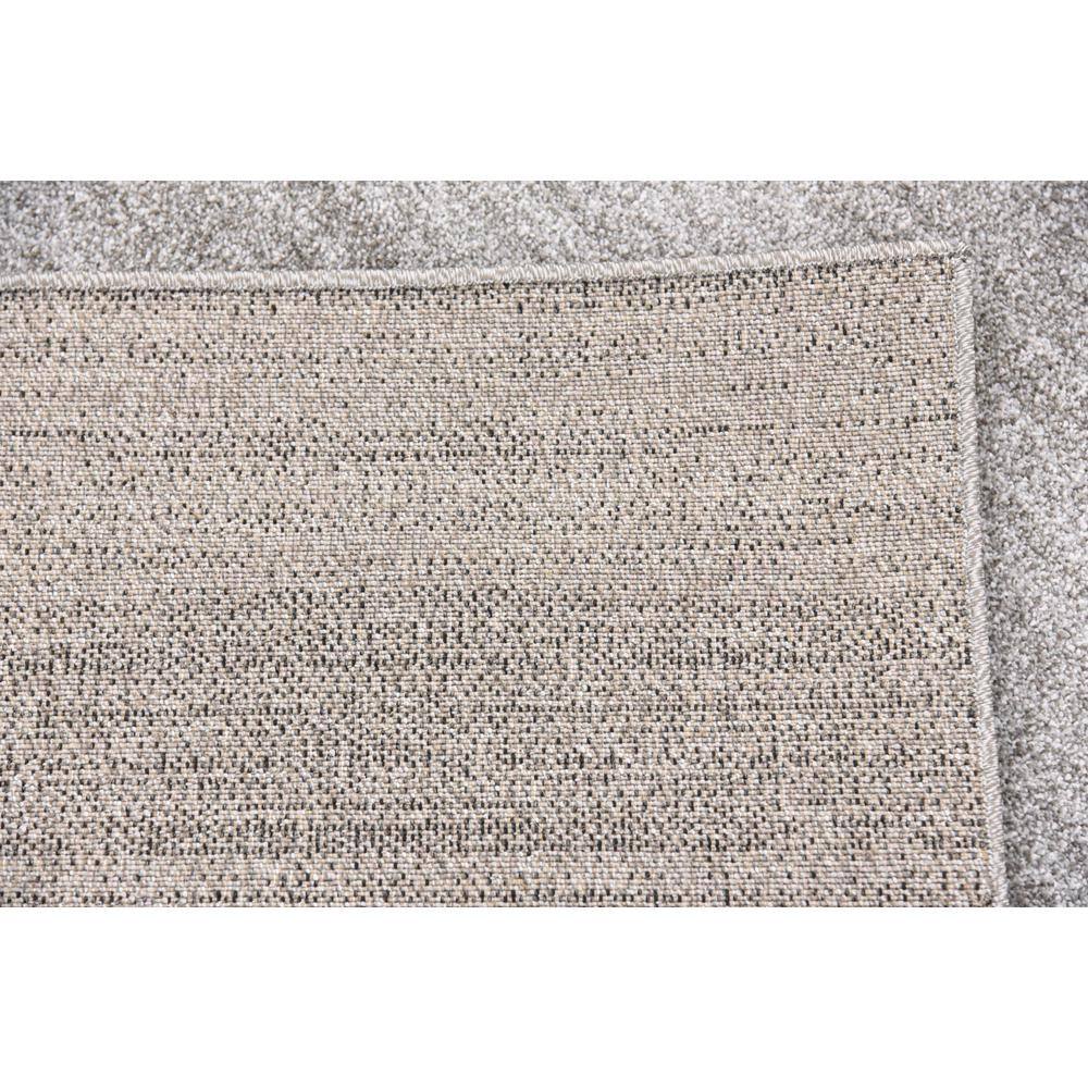 Light Gray 9' x 12' Easy Care Tufted Synthetic Rug