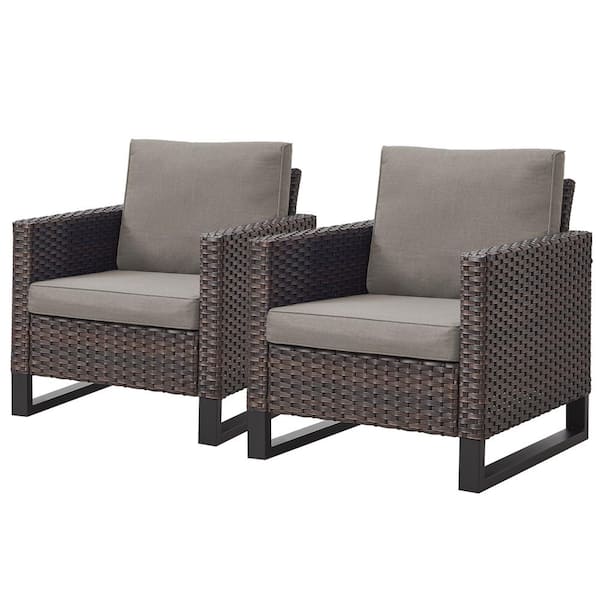 Pocassy Brown Wicker Outdoor Patio Lounge Chair with CushionGuard Gray Cushions (2-Pack)