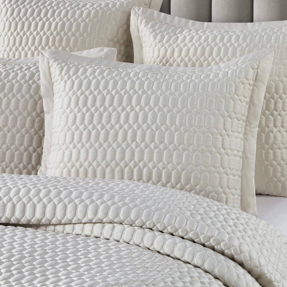 Ivory Puff Satin King Quilt Set with Geometric Stitching