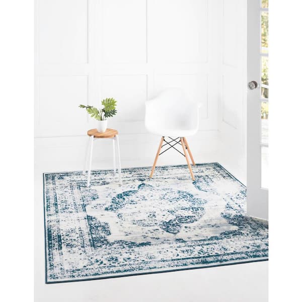 Sofia Salle Garnier Blue 3 ft. 3 in. x 3 ft. 3 in. Area Rug