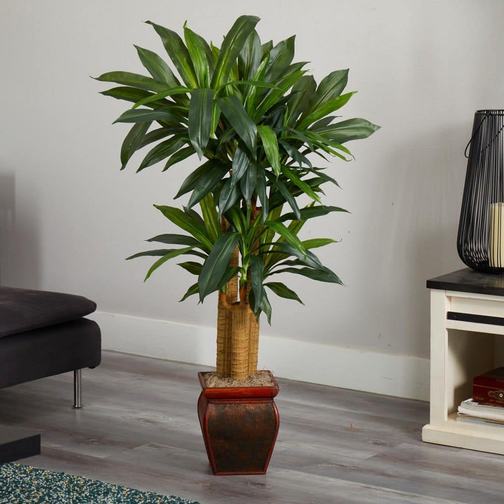 Elegant 4.5 ft Green Silk & Plastic Cornstalk Dracaena Arrangement