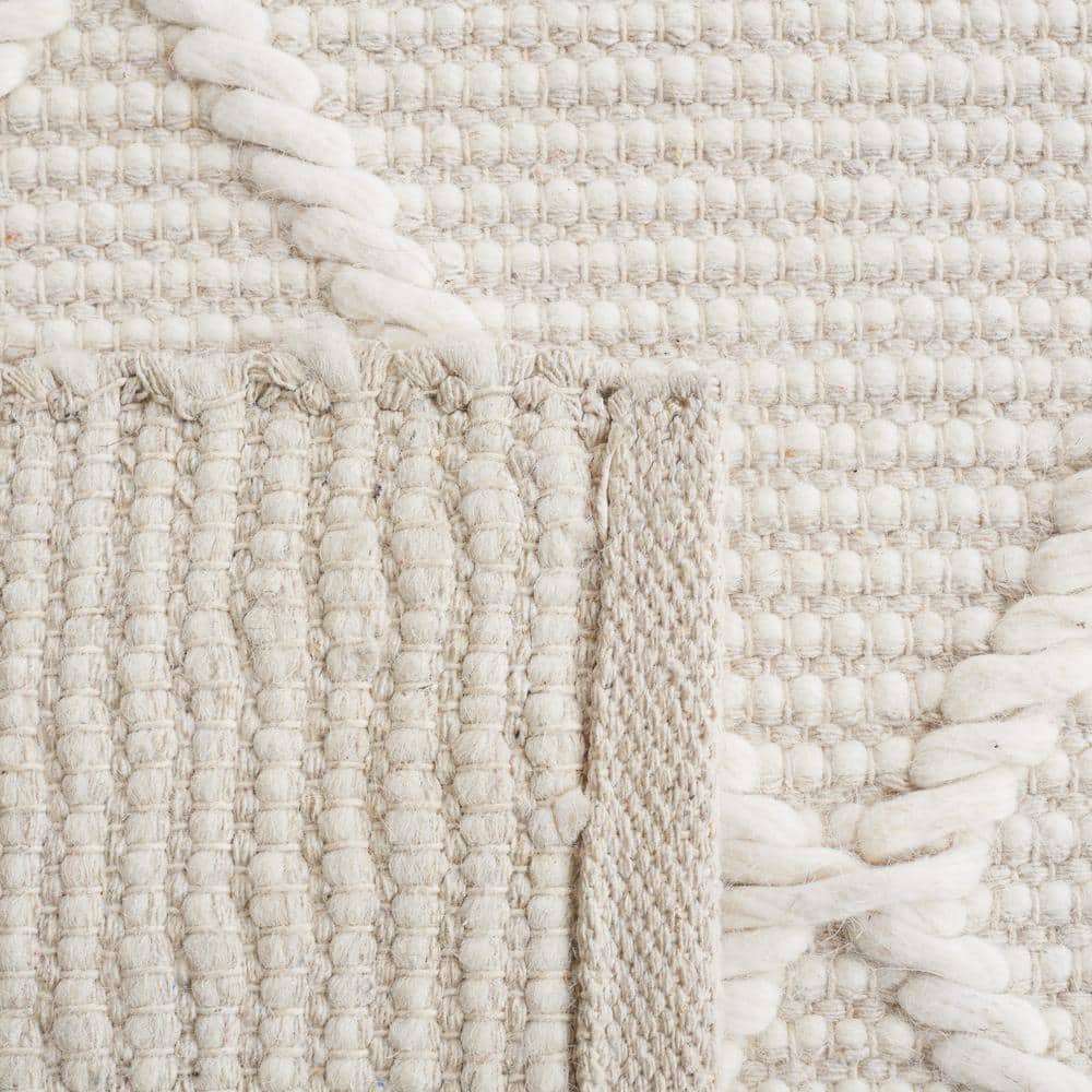 Ivory Geometric Handwoven Wool and Cotton Area Rug, 8' x 10'