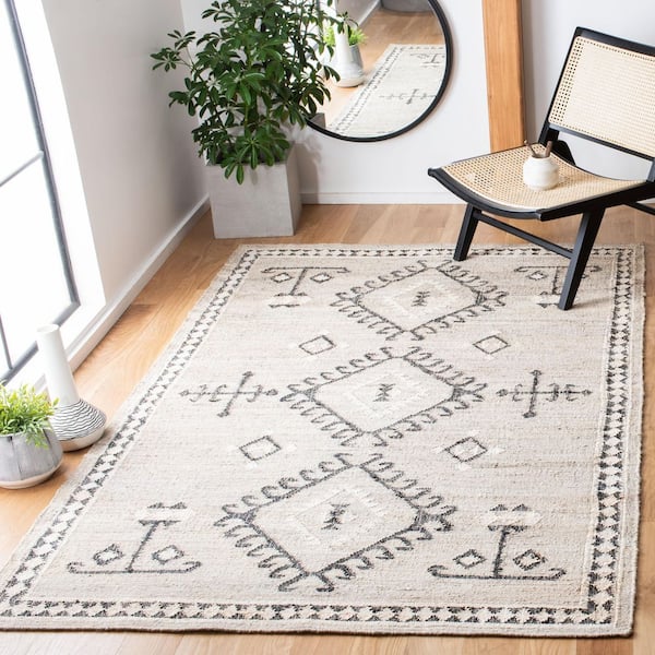 Kilim Grey/Black 7 ft. x 7 ft. Native American Border Square Area Rug