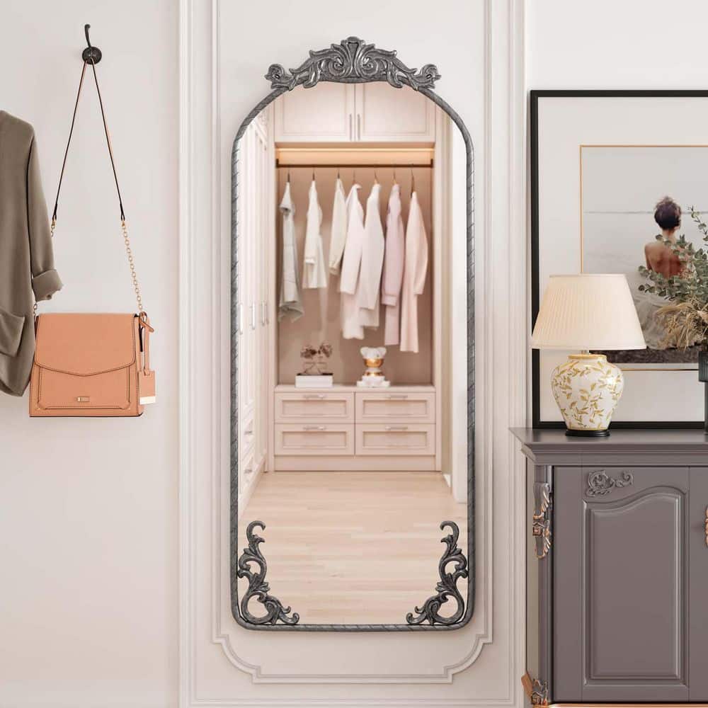 24 in. W x 58 in. H Retro Wall-Mounted Mirror with Vintage Ornate Carved Ap