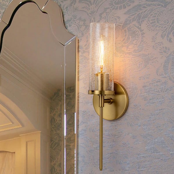 Winslow 1-Light Brass Modern Indoor Wall Sconce with Clear Crackle Glass