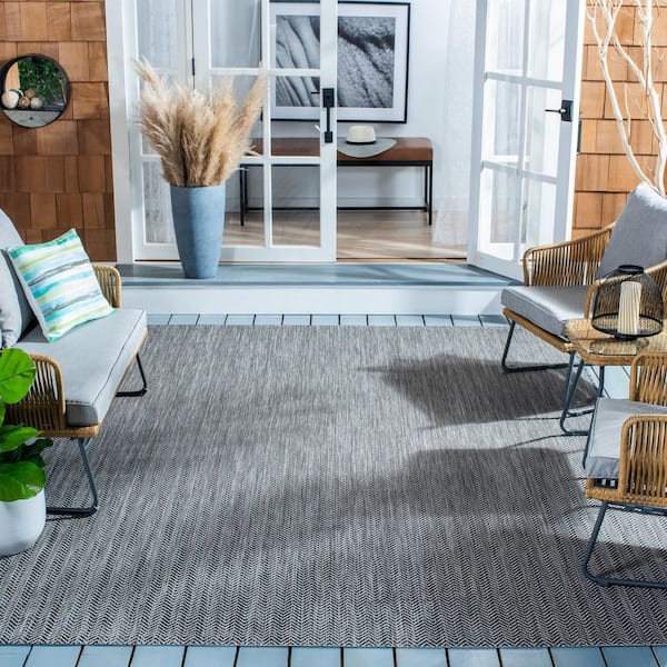 Courtyard Black/Beige 8 ft. x 11 ft. Solid Color Chevron Indoor/Outdoor Area Rug