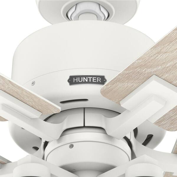 Hunter - Hunter 52 in. Techne Wi-Fi HunterExpress Matte White Smart Ceiling Fan with LED Light Kit and Handheld Remote