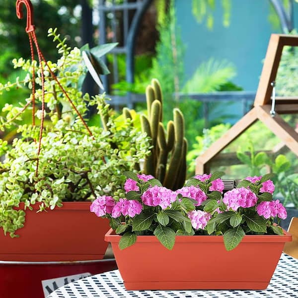 Whonline Plastic Flower Pots, 6 Pack, 7 Inch Gray Pots for Planting with  Drainage Holes and Saucers, Decorative Flower Pots for Indoor Plants  Outdoor