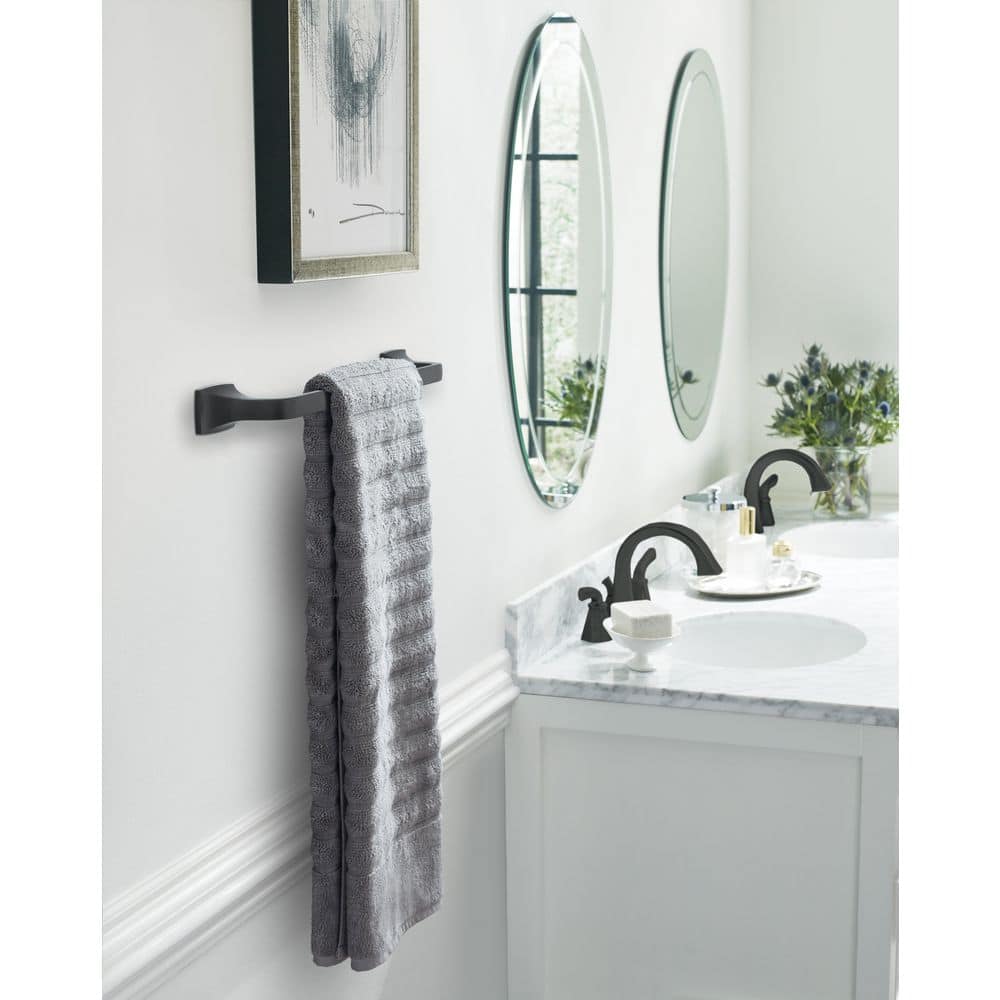 Highland Ridge 18-Inch Matte Black Wall Mounted Towel Bar