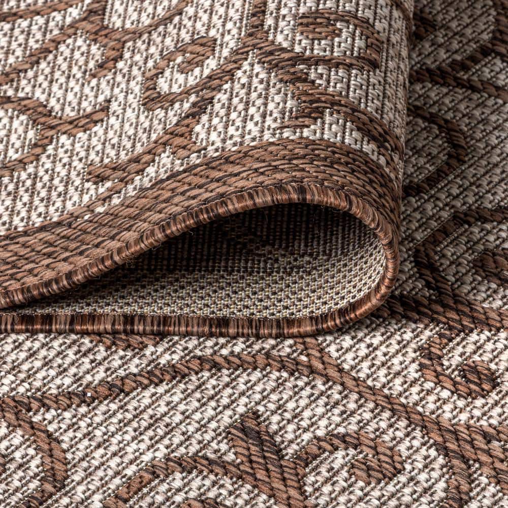 Taupe & Espresso Vintage Filigree Synthetic 5x8 Outdoor Rug