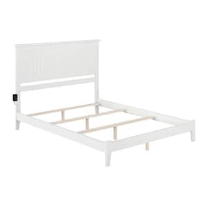 Nantucket Queen Traditional Bed in White