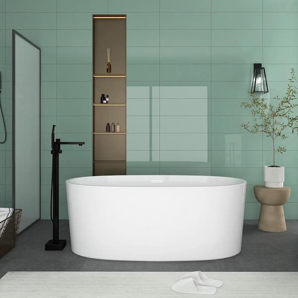 Boosicavelly 63 in. x 31 in. Acrylic Freestanding Soaking Bathtub in Glossy White