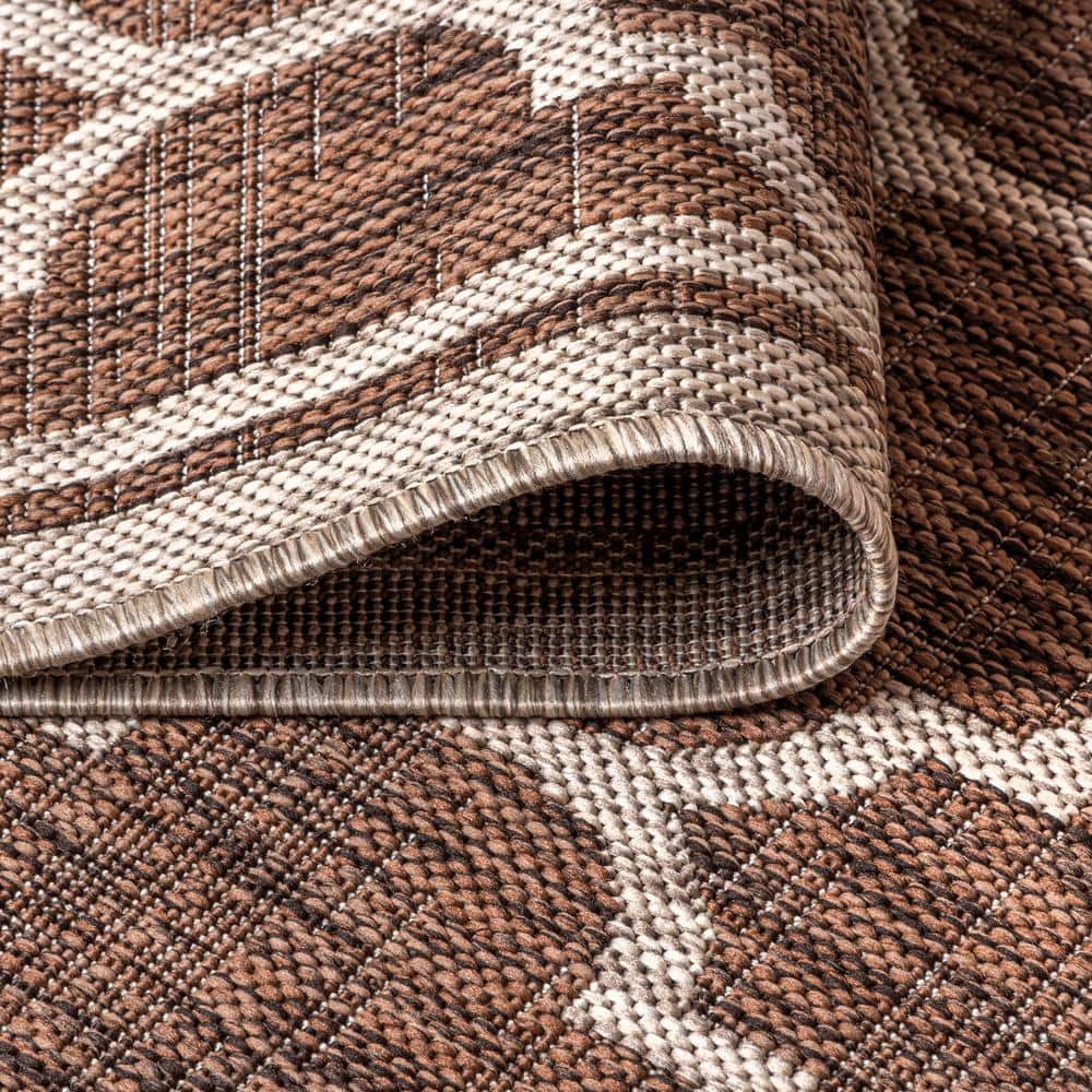 Espresso and Taupe Trellis Flat Woven 8' x 10' Area Rug